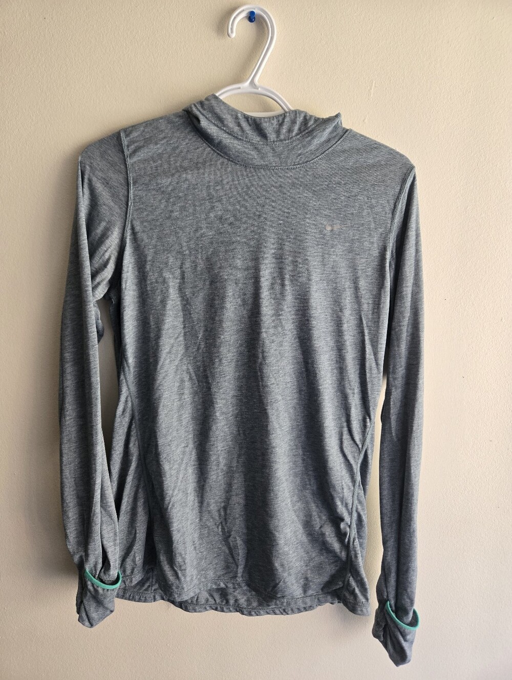 Nike Dri-FIT Heather Gray Performance Top with Teal Trim